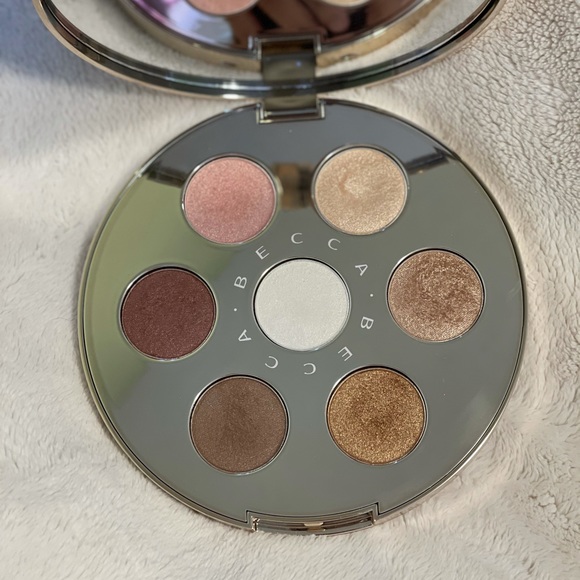 Becca Apres Ski Glow Collection Eye Lights Palette - Picture 2 of 5